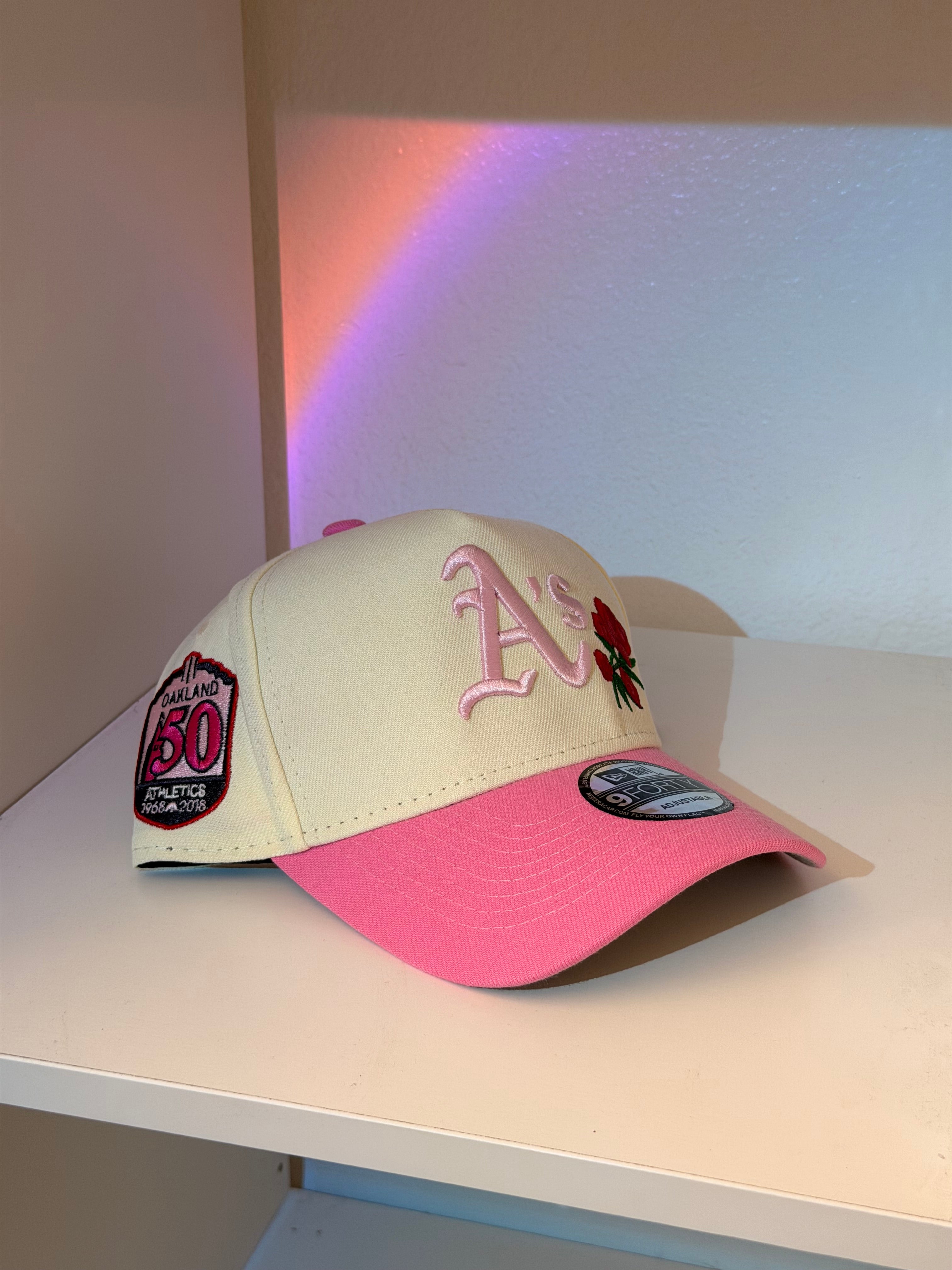 NEW ERA ATHLETICS. PINK-WHITE DESING